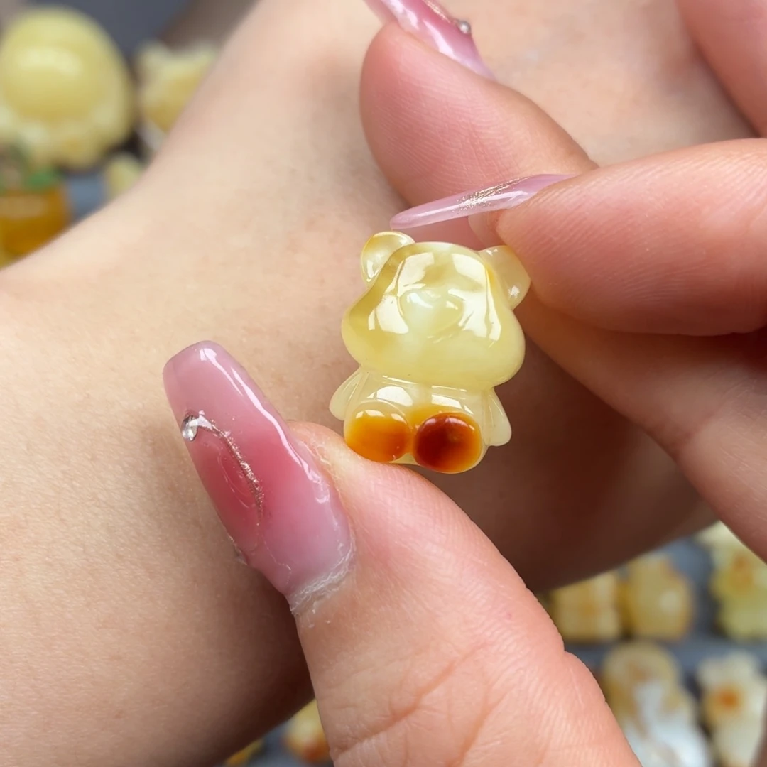 懒***ᐝ未镶嵌琥珀裸石蜜蜡