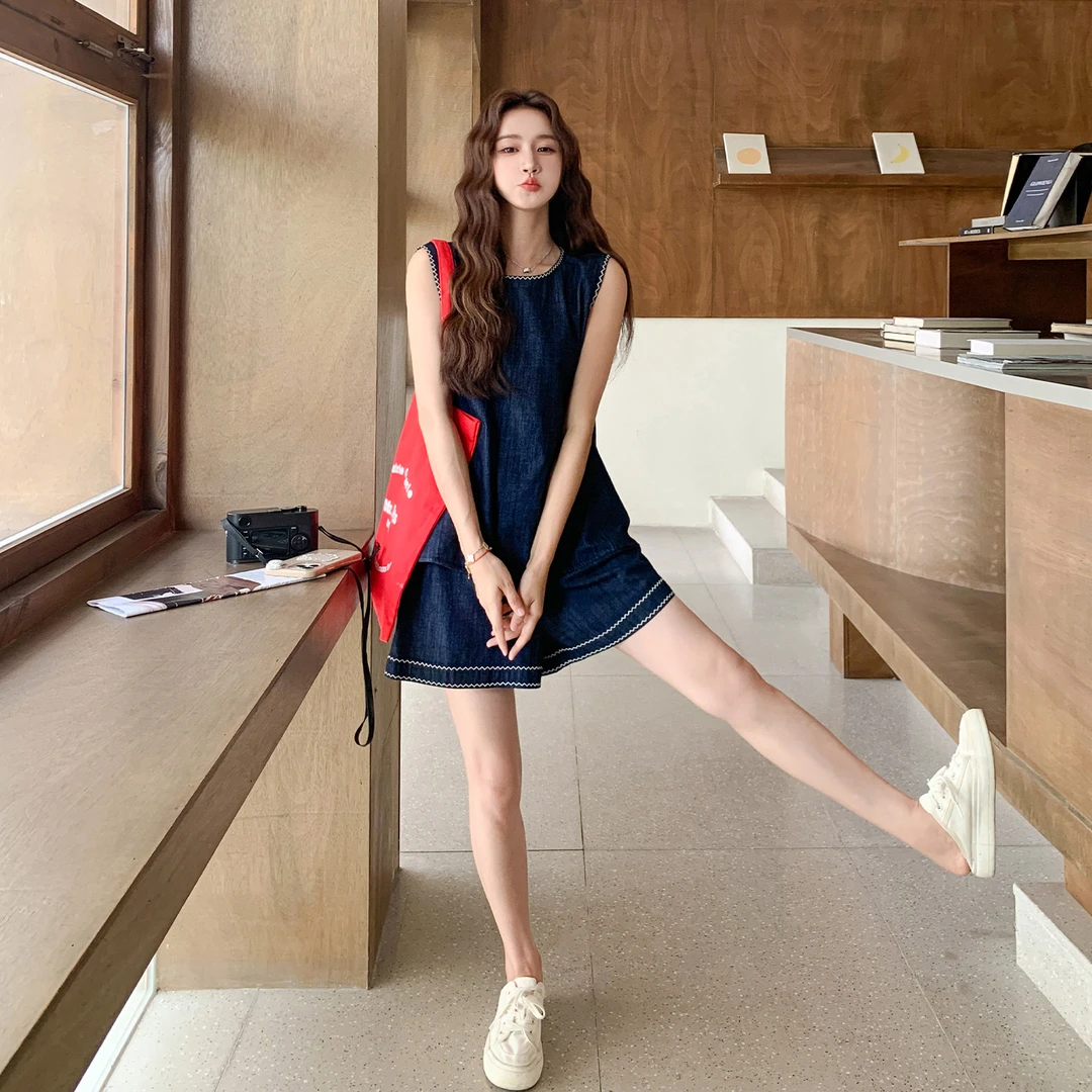 小个子复古松弛感牛仔套装女2025夏季新款简约圆领背心短裤两件套