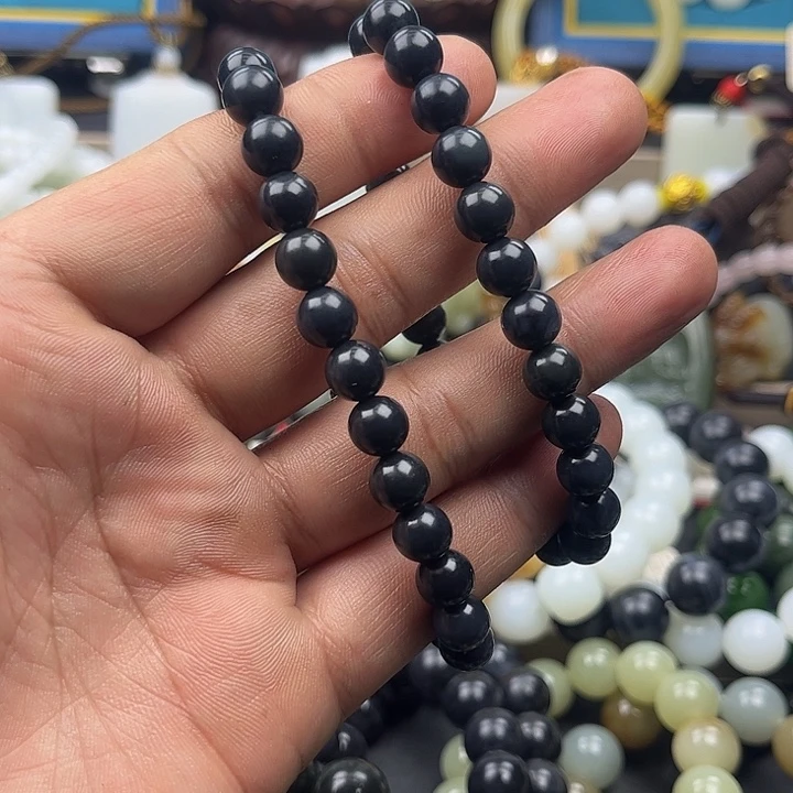 和田玉手串未镶嵌得*