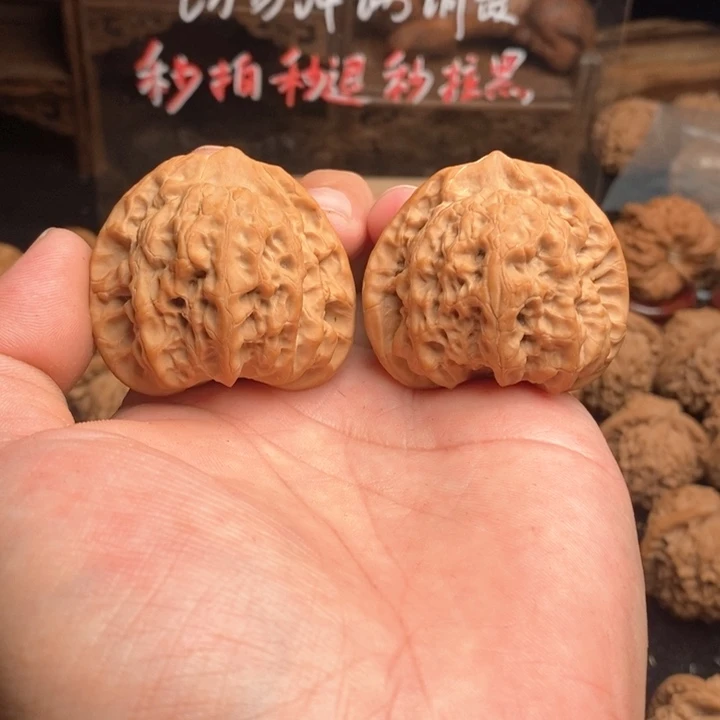 文玩核桃吊坠45佛肚