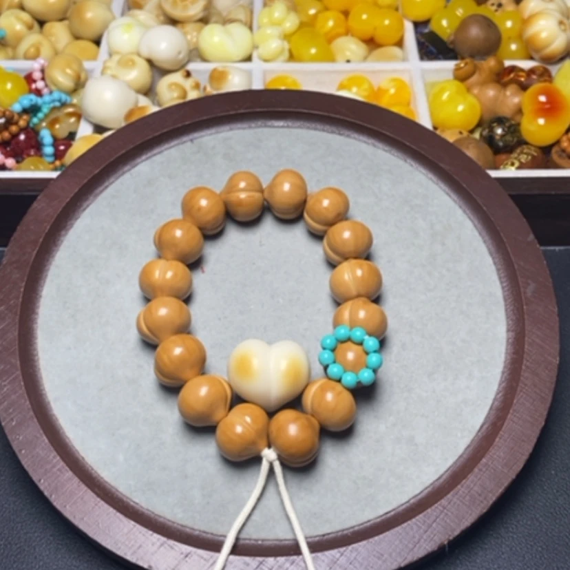 【闪购商品】吊坠猴头核桃娜*光面16