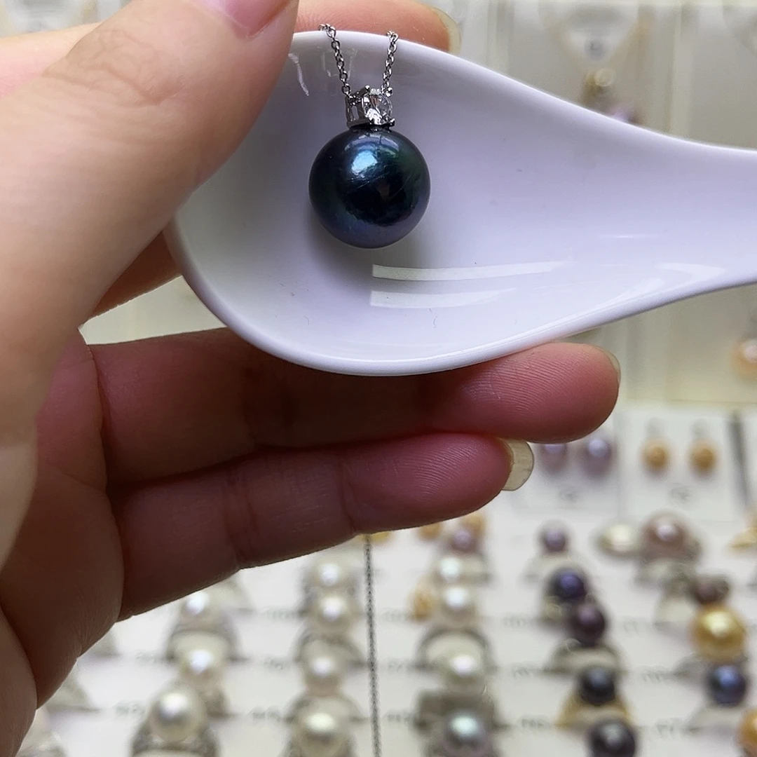 淡水珍珠合金颈饰