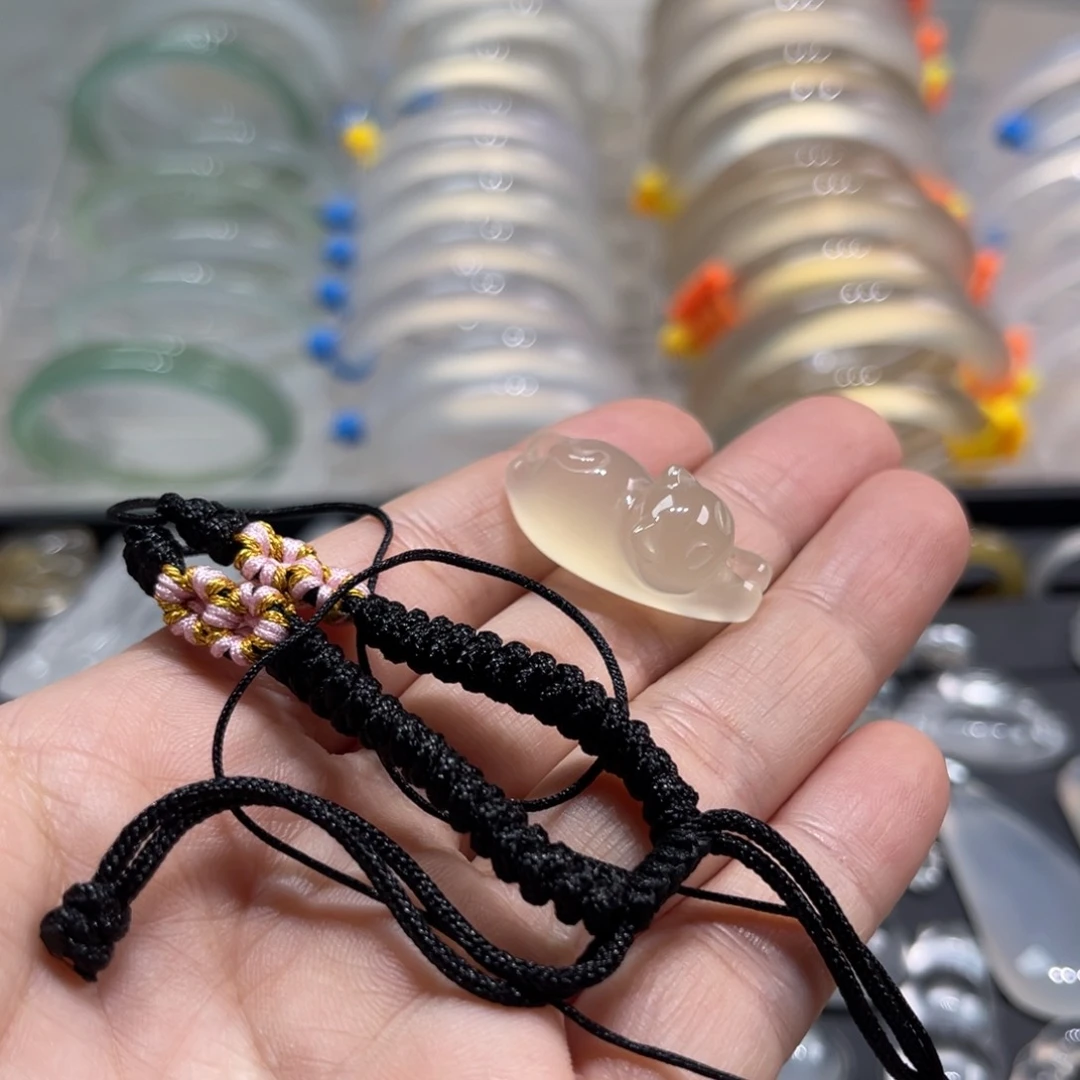 玛瑙/玉髓手镯未镶嵌瓜*：