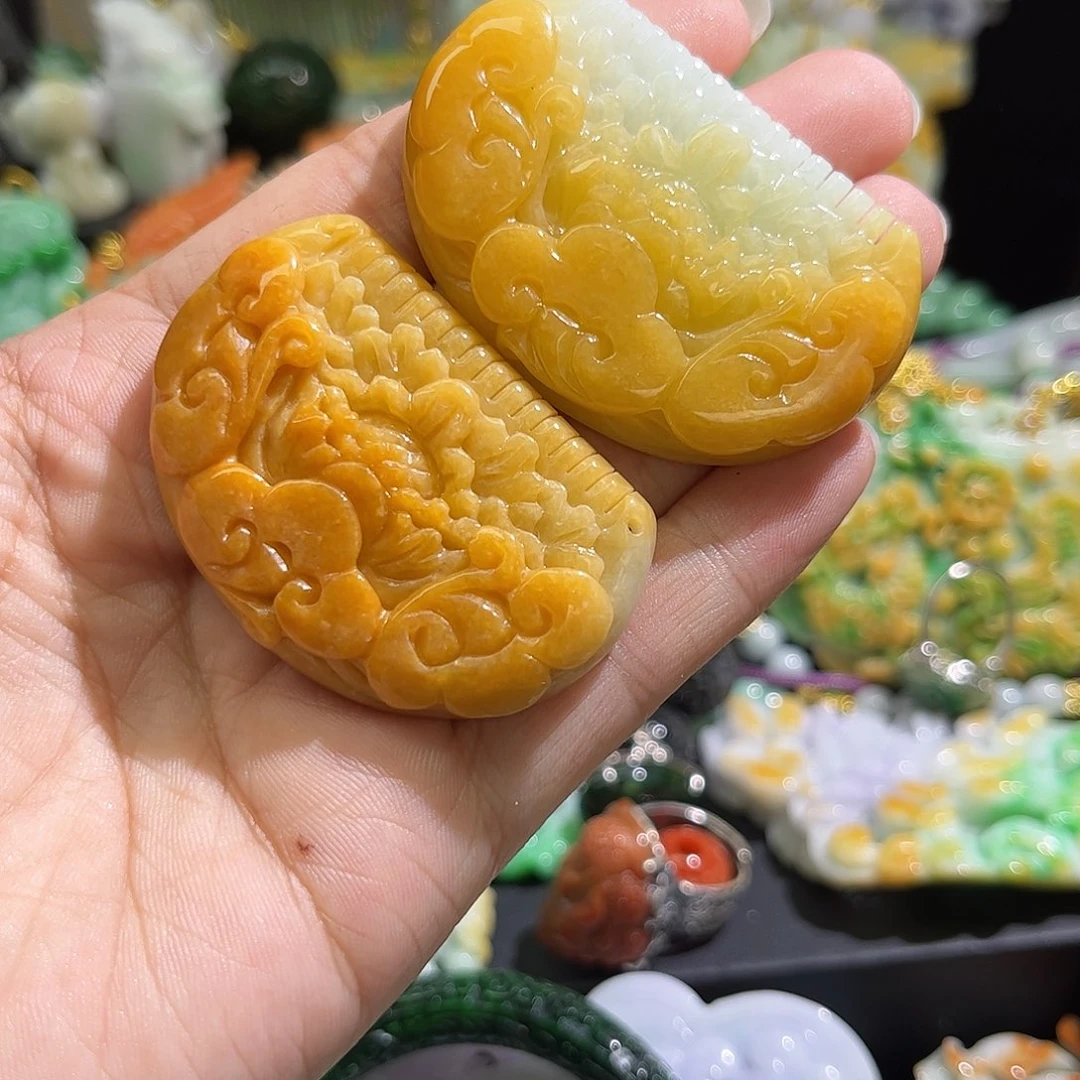 云***划翡翠未镶嵌颈饰待编织