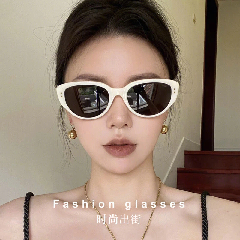高级感太阳镜女款防紫外线ins潮时髦骑行旅游沙滩墨镜男士2025新