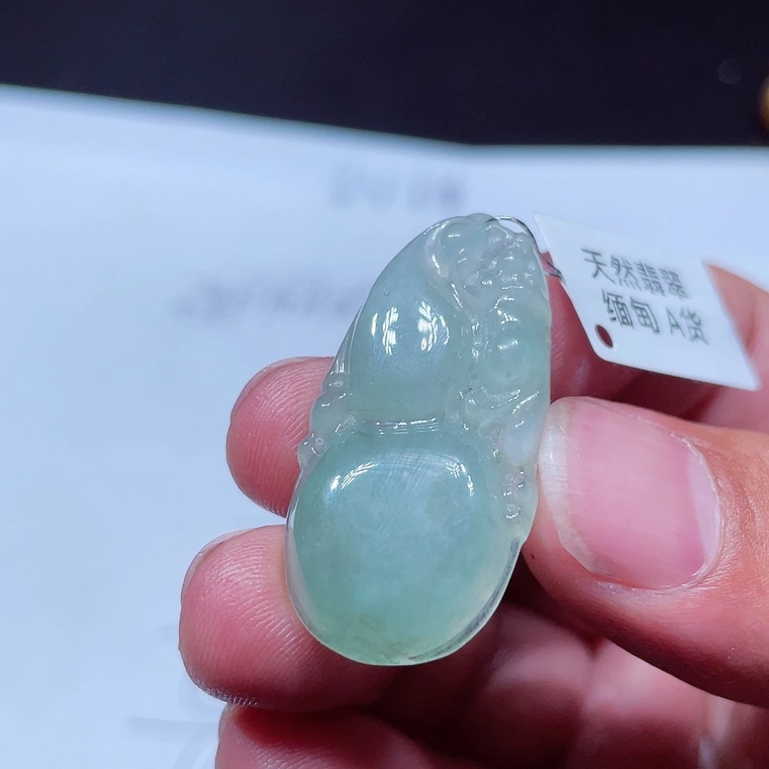 阿***铠翡翠未镶嵌颈饰翡翠