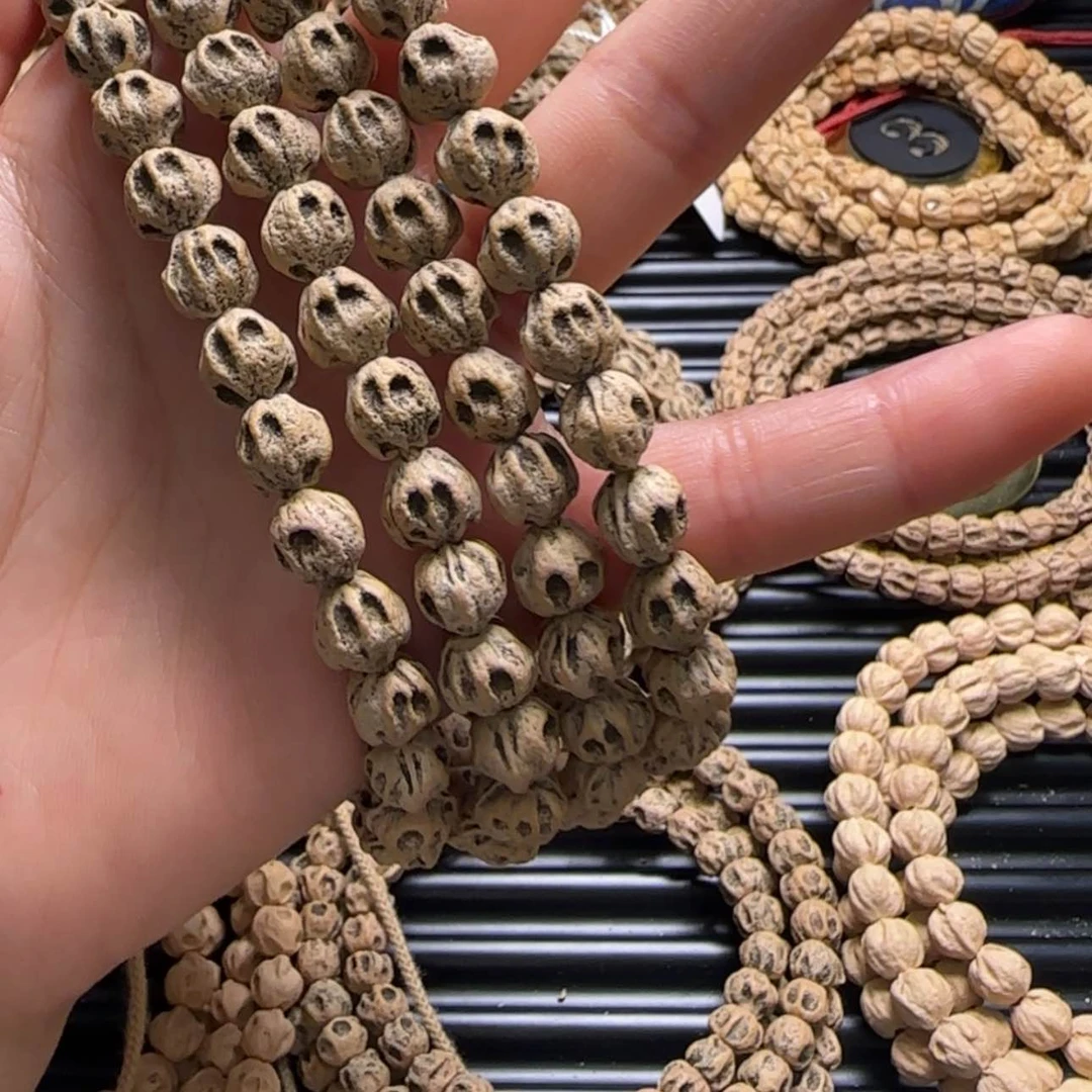 【闪购商品】柏香籽/百香籽吊坠Ｍ*?