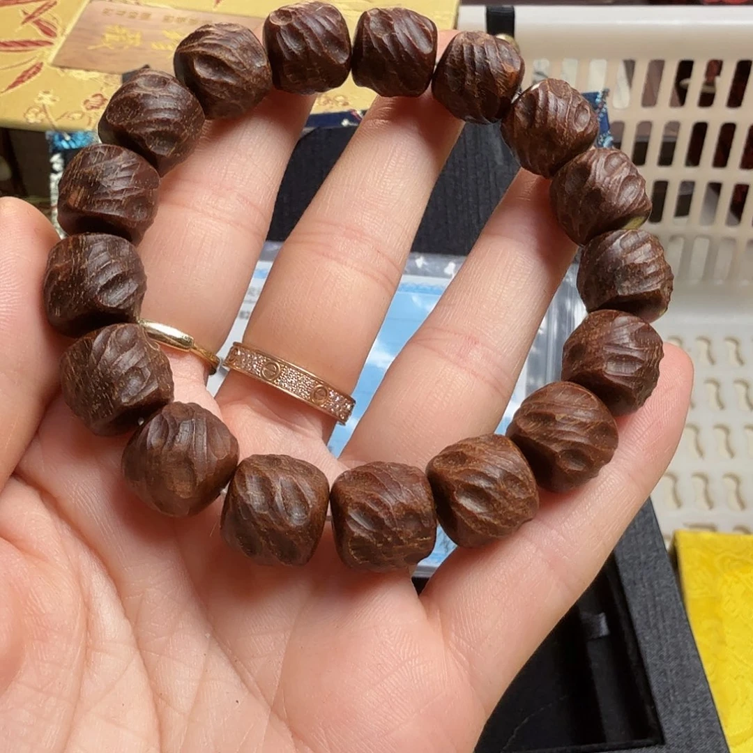 滴血莲花菩提吊坠