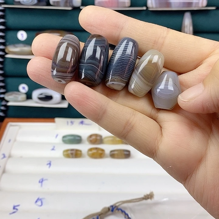 深***默玛瑙/玉髓未镶嵌颈饰