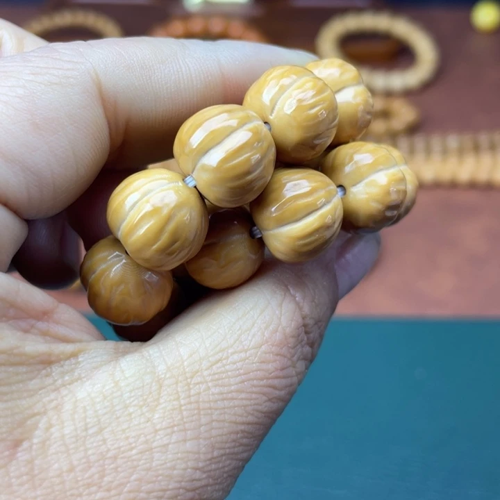 猴头核桃吊坠猴头