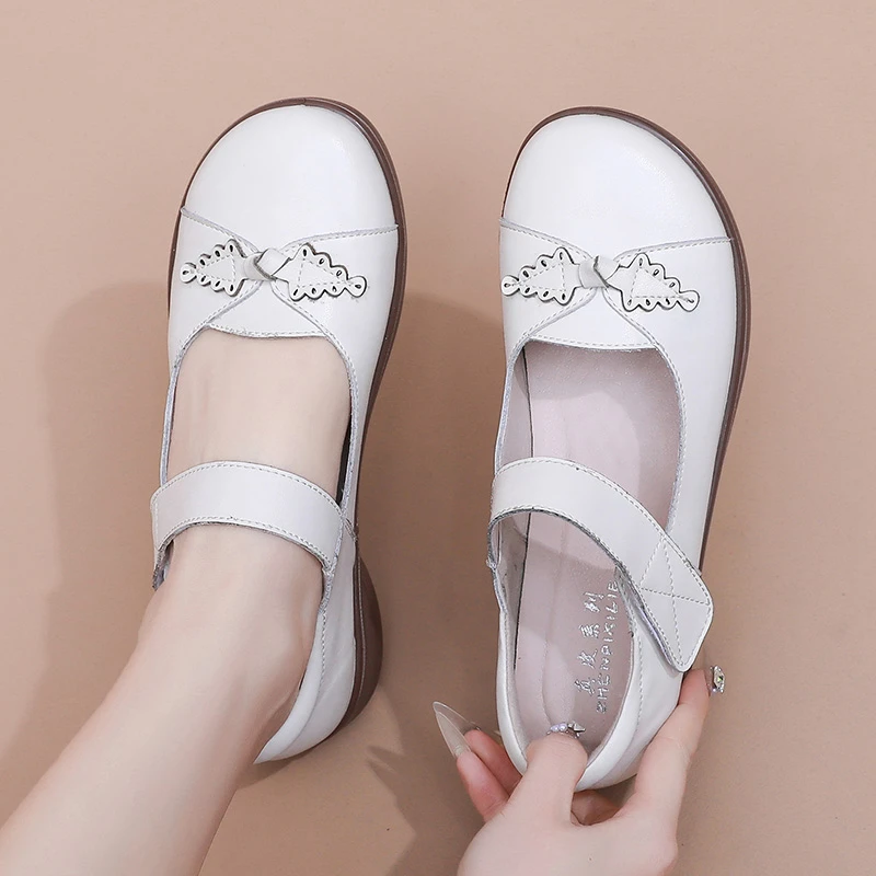 妈妈鞋女2025新款真皮浅口单鞋软底软面防滑舒适玛丽珍中老年人鞋