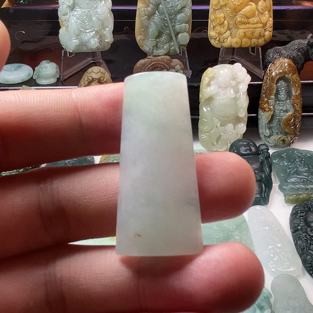 定制翡翠未镶嵌缅甸天然翡翠A货