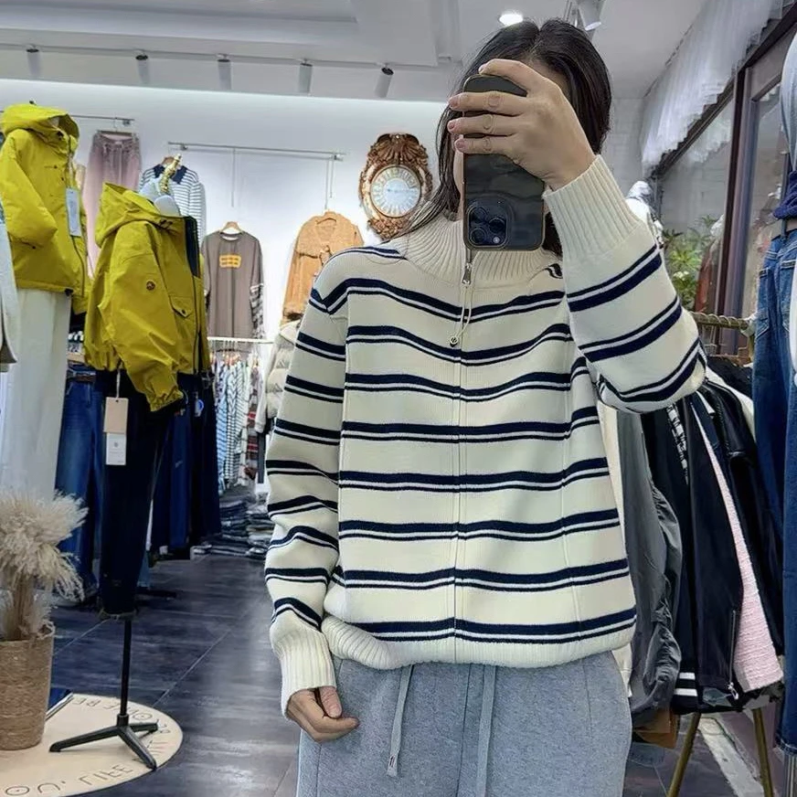 秋冬新品加厚条纹保暖针织开衫毛衣外搭通勤百搭韩版宽松遮肉女潮