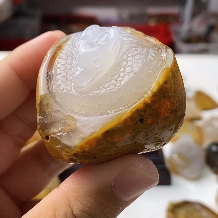 未镶嵌颈饰玛瑙/玉髓