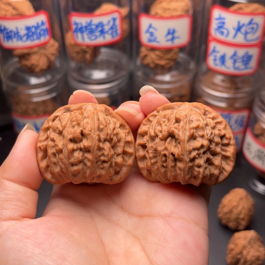 把件文玩核桃43老树白狮子头