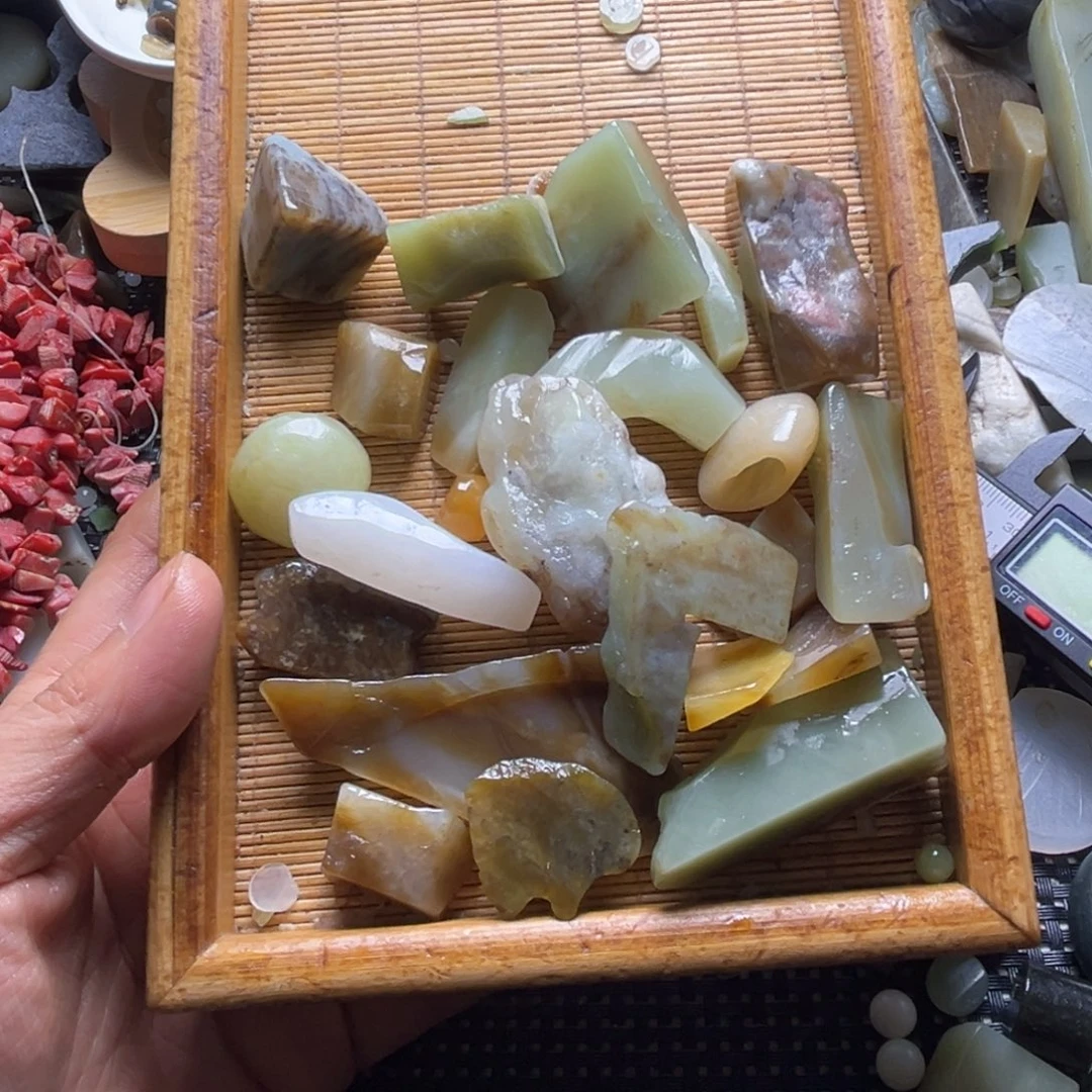 和田玉（糖玉）未镶嵌挂件