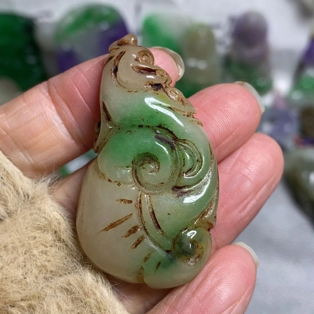 和田玉（糖玉）未镶嵌颈饰