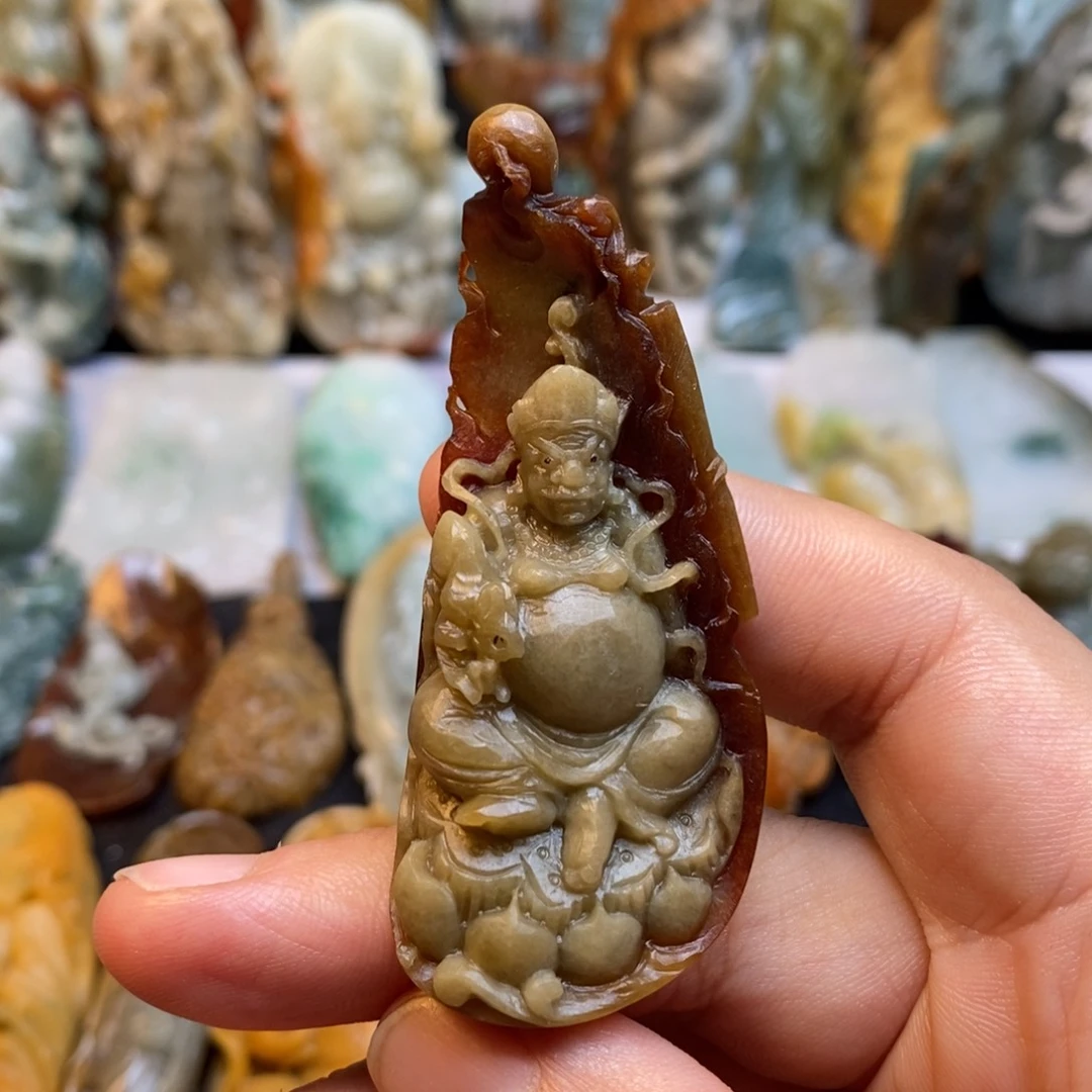 定制翡翠未镶嵌特色1