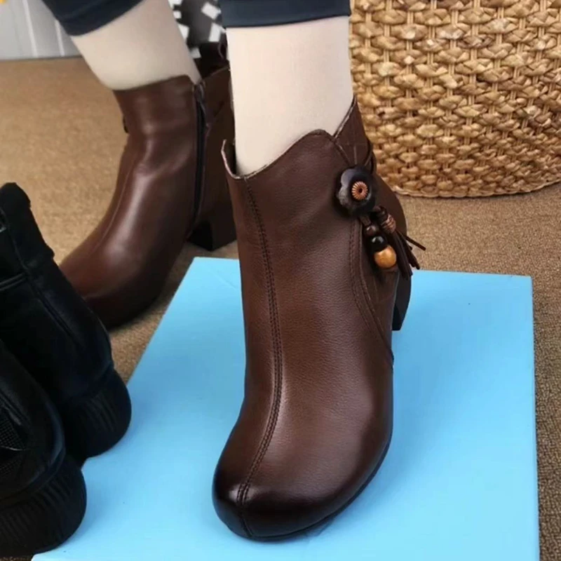 秋季短靴圆头侧拉链设计民族风百搭复古简约大气中粗跟牛皮单靴女
