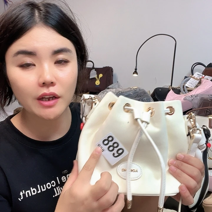 PVC包包包包包包包包