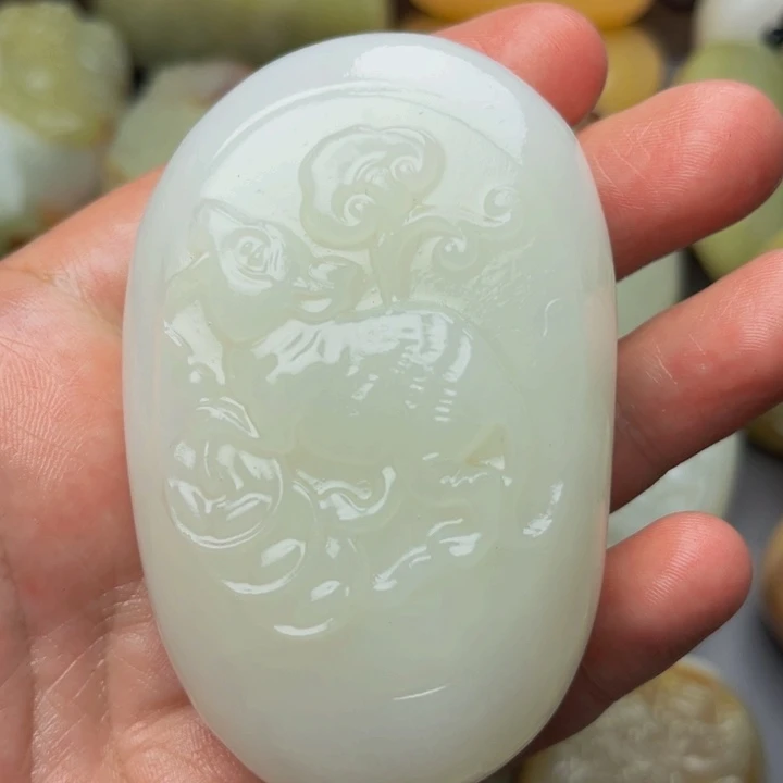 石材方解石手把件鼠