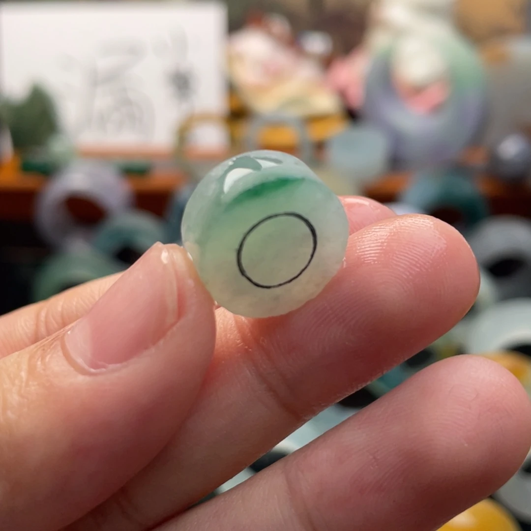 定制翡翠未镶嵌  戒心