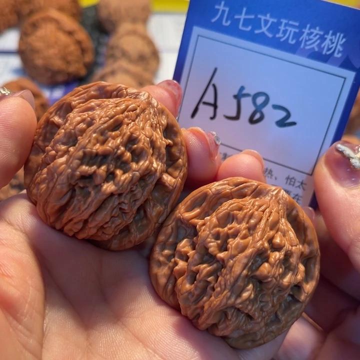 把件桃核42粗筋虎A582