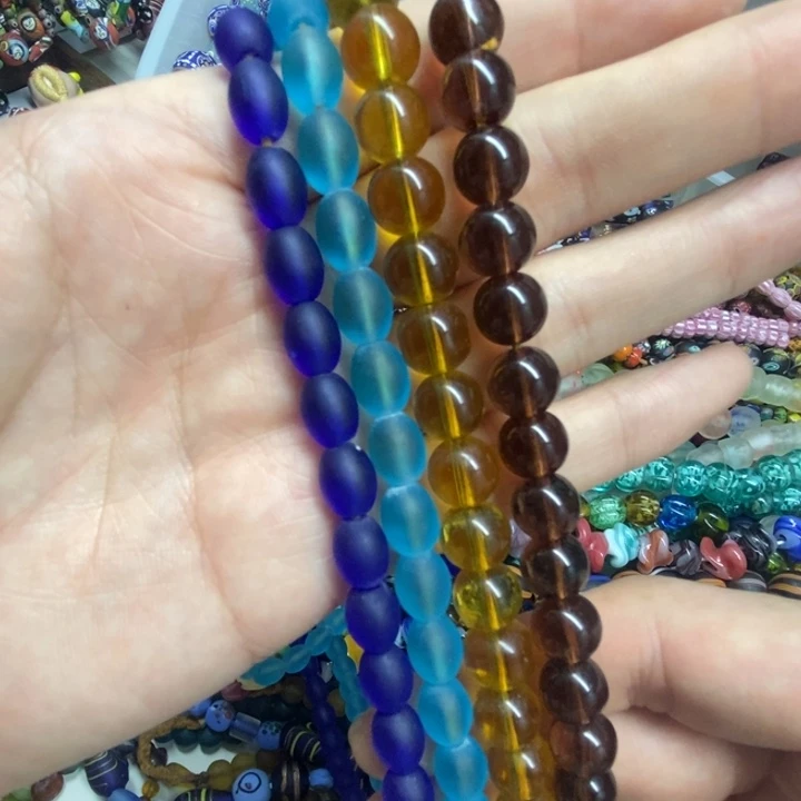 琉璃颈饰各种圆珠