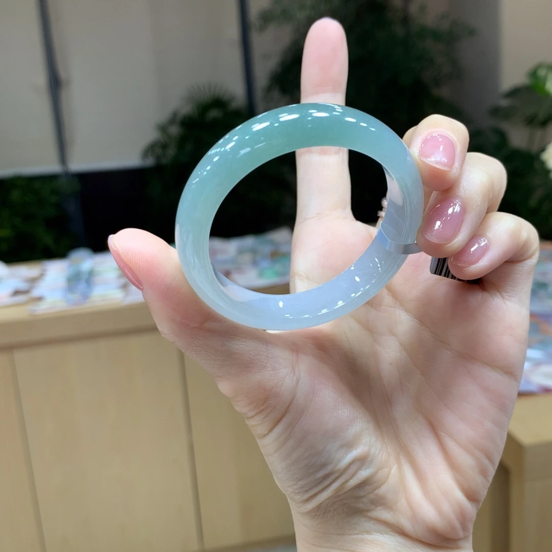 未镶嵌手镯翡翠不退不换