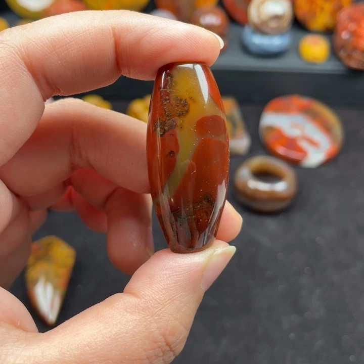 玛瑙/玉髓未镶嵌颈饰