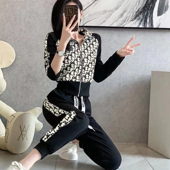 【粉丝专享】长袖女春秋套装修身拉链束脚休闲套装女625