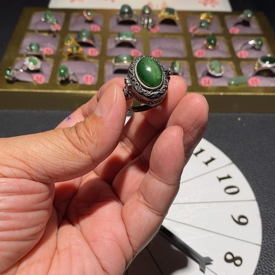 和田玉（碧玉）戒指未镶嵌