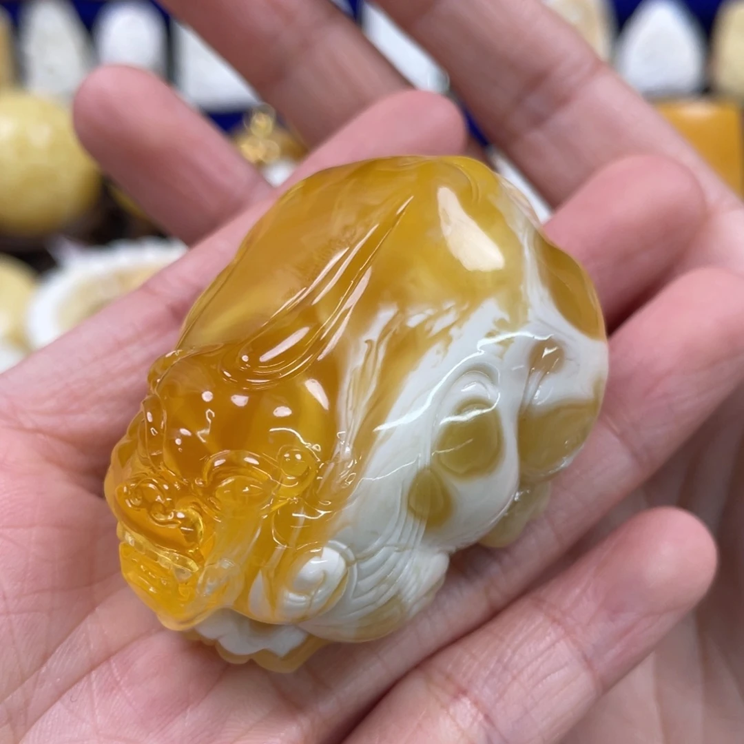 蜜蜡裸石未镶嵌琥珀蜜蜡貔貅吊坠