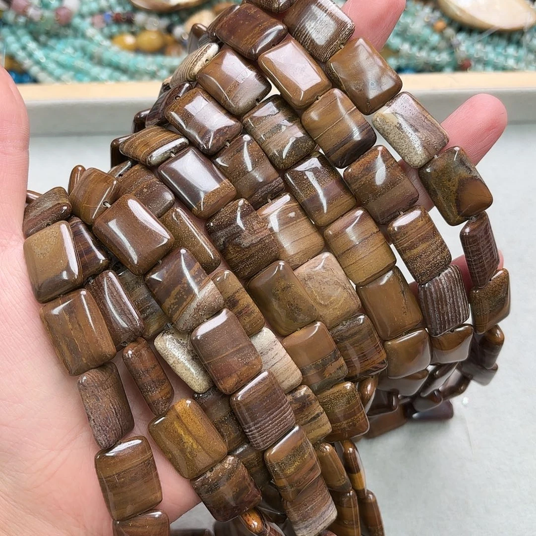 玛瑙/玉髓未镶嵌珠宝半成品15×20铁虎眼无事牌一条