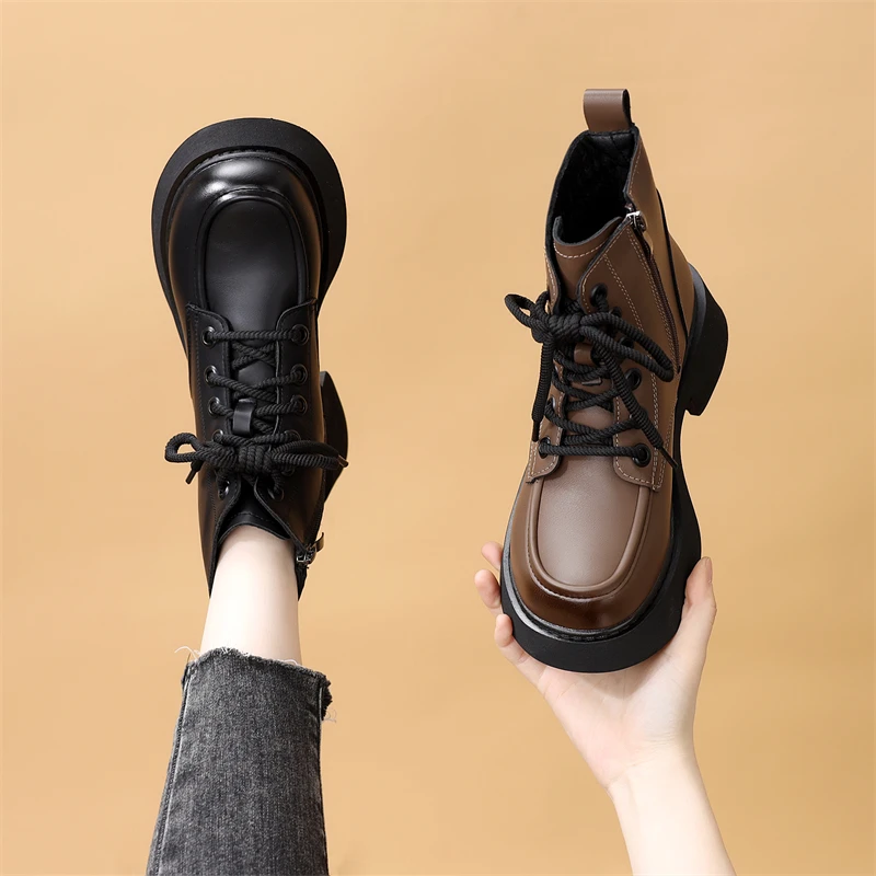 厚底显脚小马丁靴女2025冬季新款时尚英伦风瘦瘦单靴增高加绒短靴