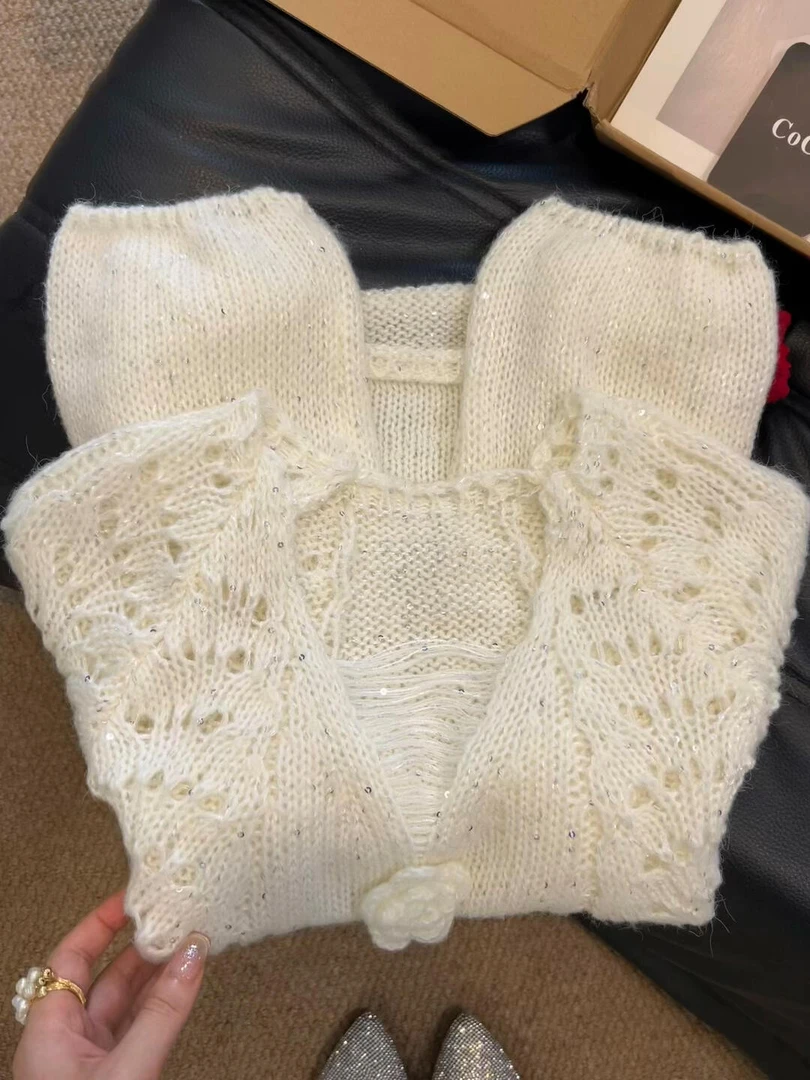 慵懒风镂空套头款V领花朵针织衫女2025秋季新款时尚百搭长袖毛衣