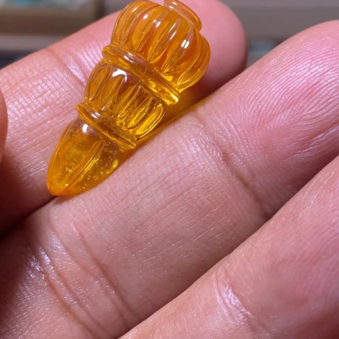 瑛***^裸石金珀未镶嵌配饰