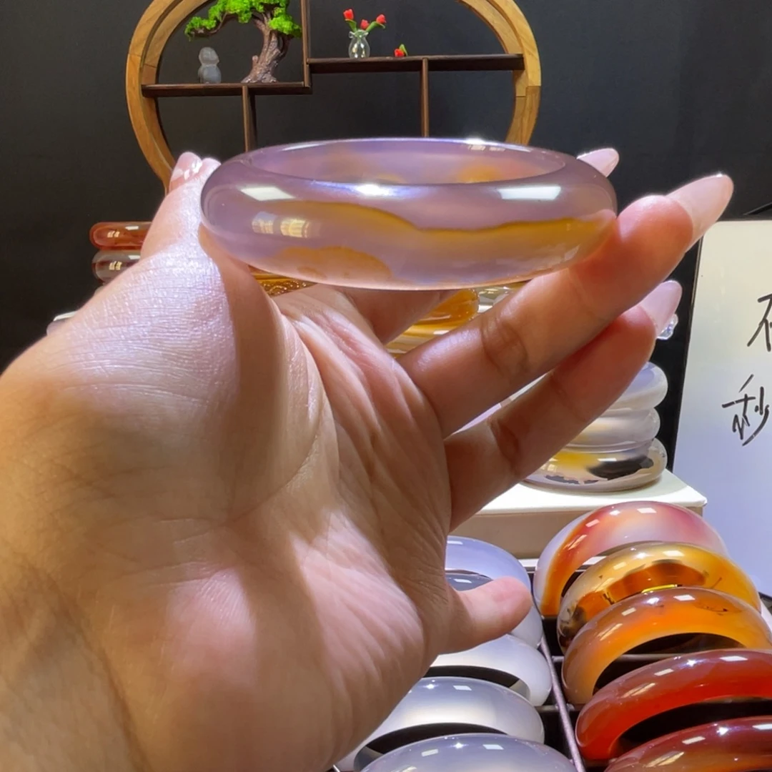一****玛瑙/玉髓手镯未镶嵌