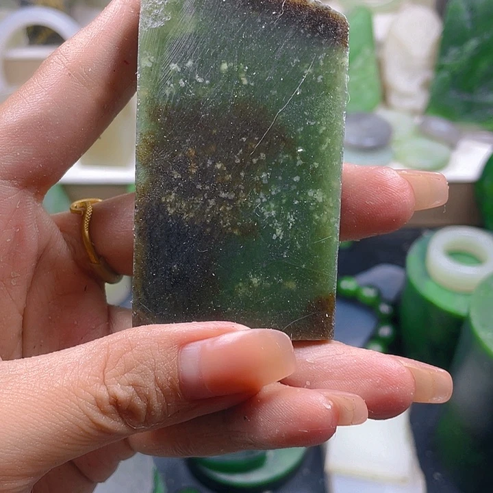 和田玉未镶嵌珠宝半成品