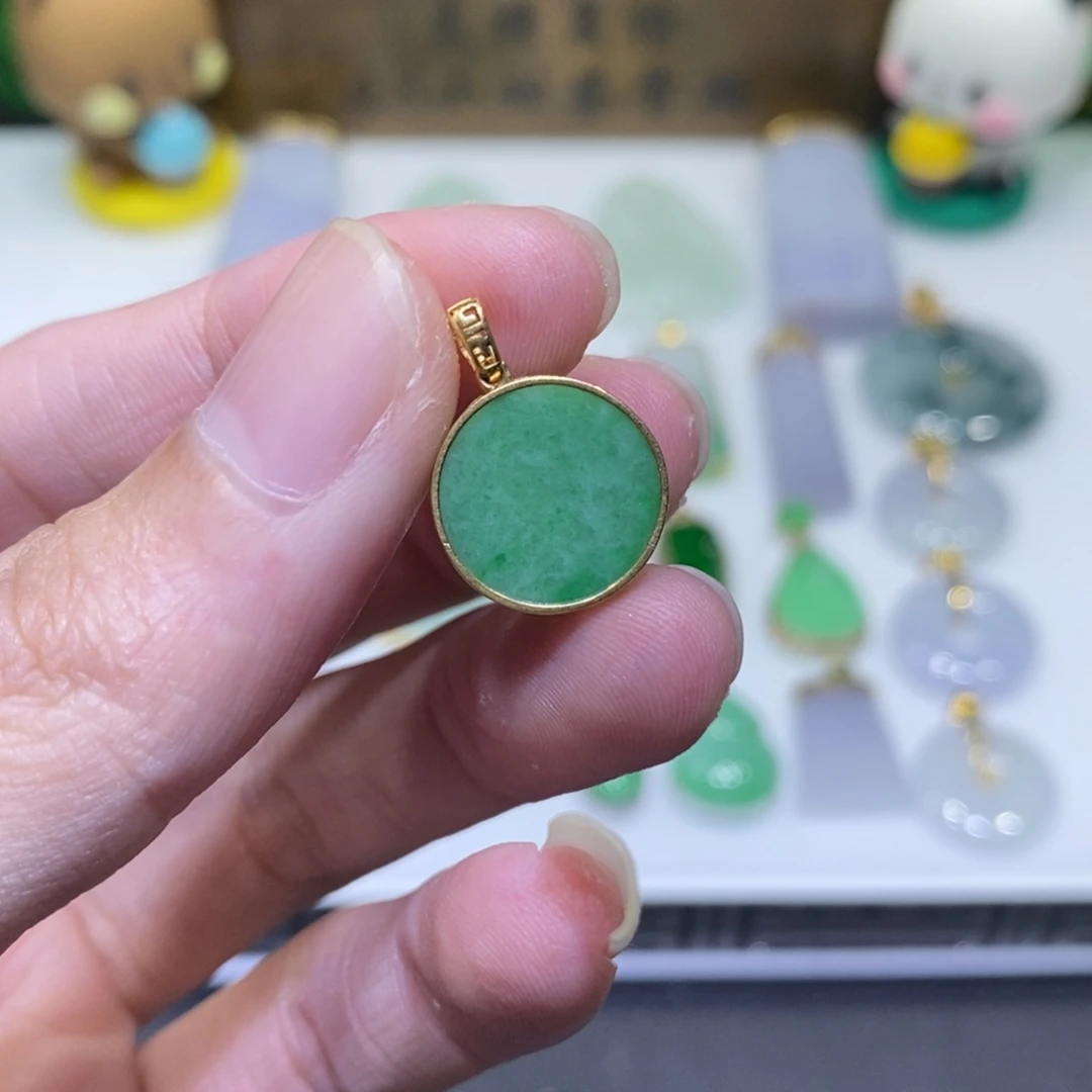 翡翠18K金镶嵌吊坠(不含链)