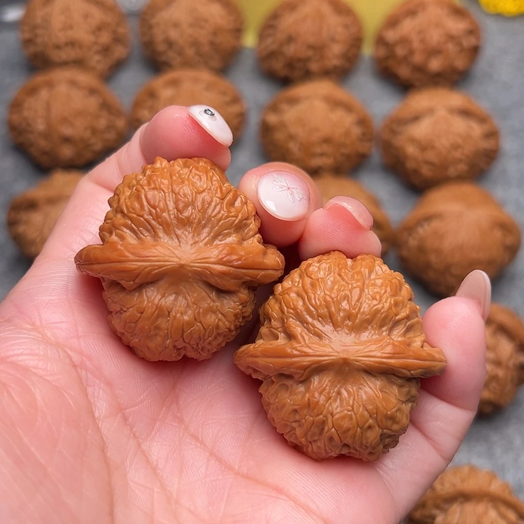 把件文玩核桃精品特价血麒麟38