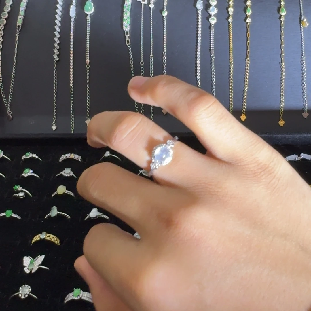 翡翠银S925镶嵌戒指缅甸翡翠A货高冰鸽子蛋