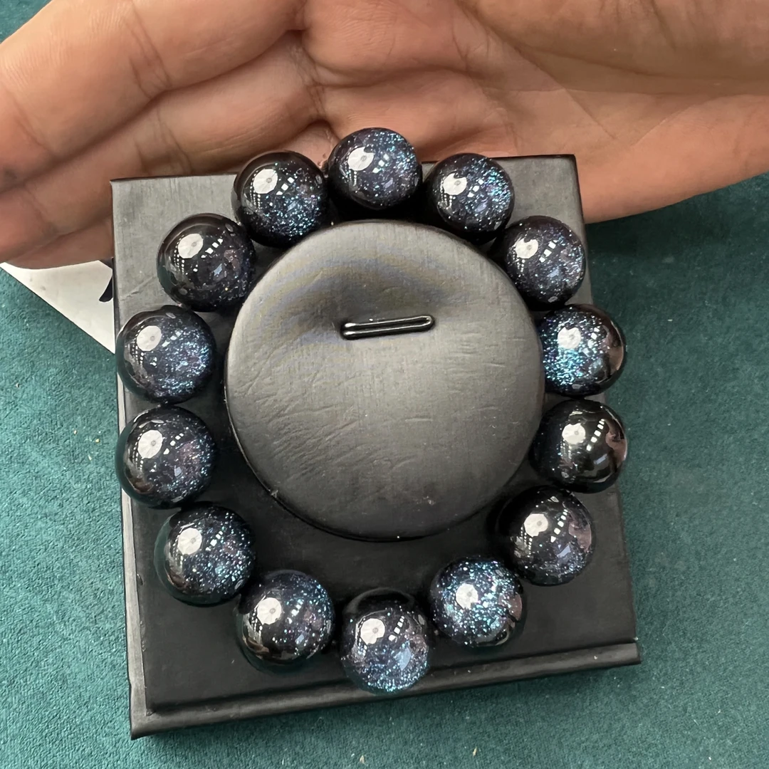 728号特色工艺品花梨木手串1.6