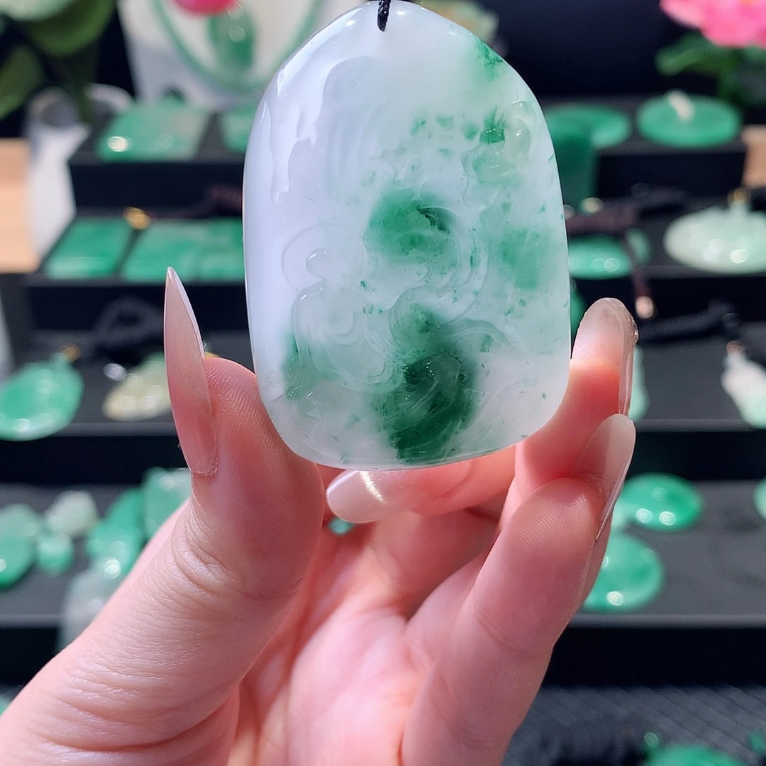 石英质玉未镶嵌吊坠