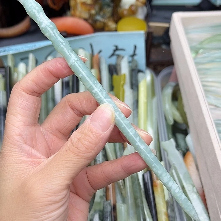 蛇纹石玉未镶嵌发簪