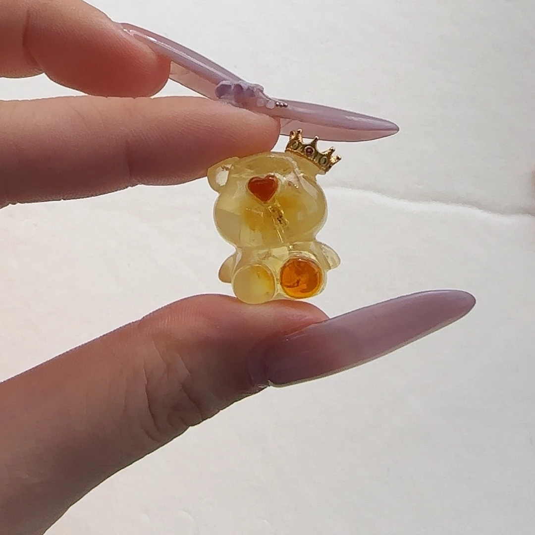 未镶嵌琥珀珠宝奇石