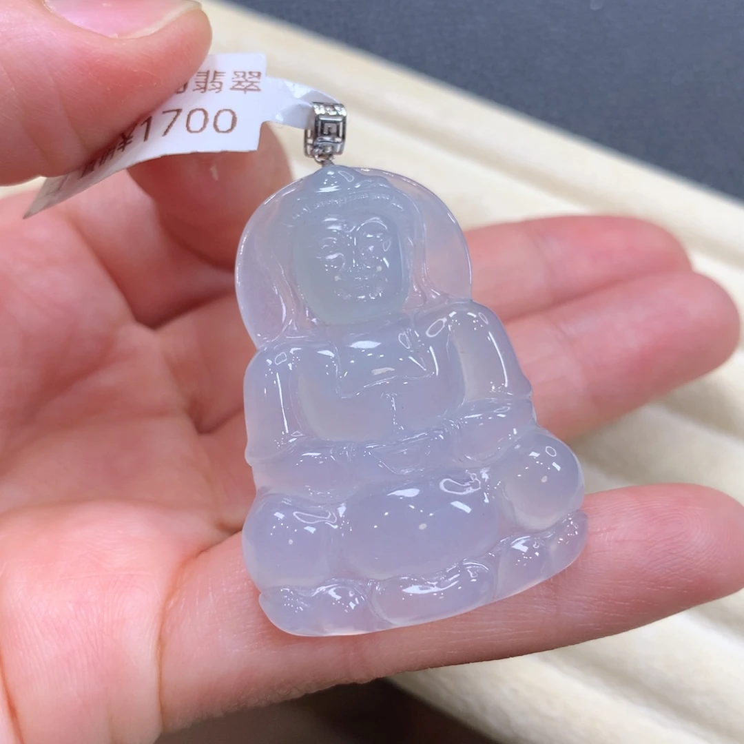 颈饰18K金镶嵌翡翠