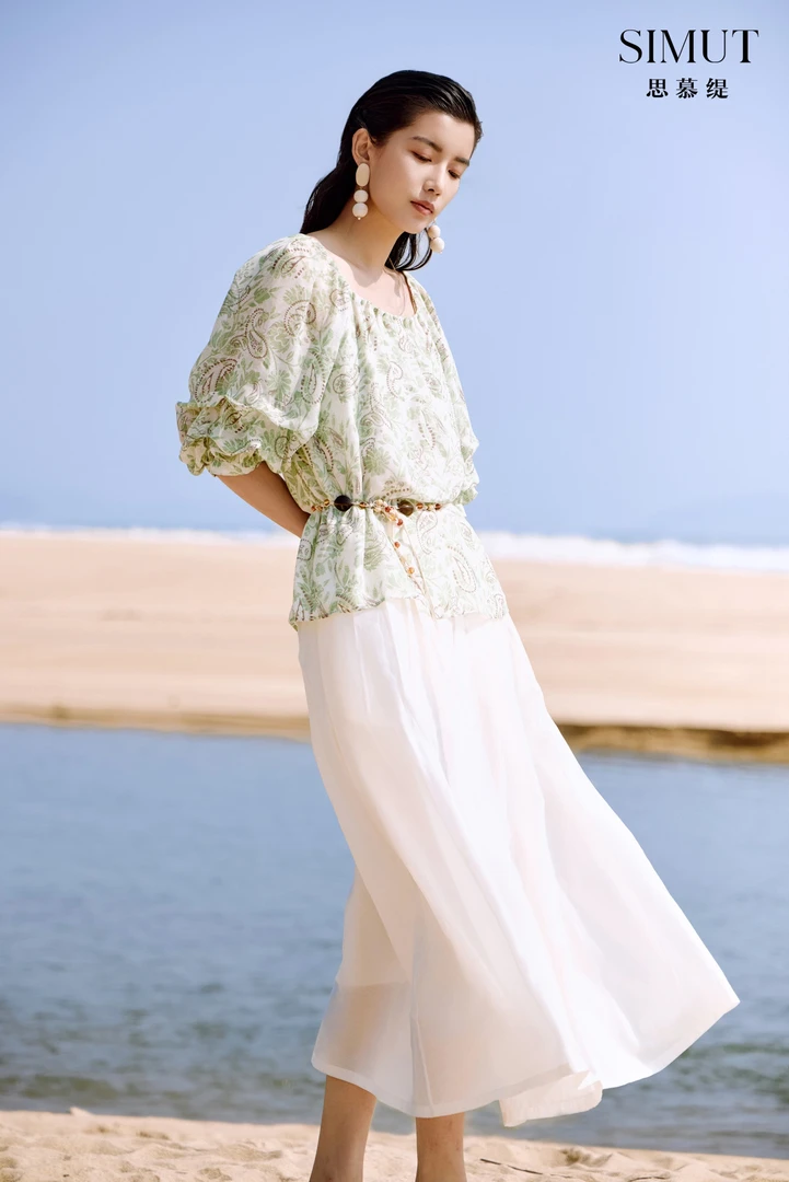 思慕缇SIMUT夏季新品佩斯利花轻薄雪纺小衫