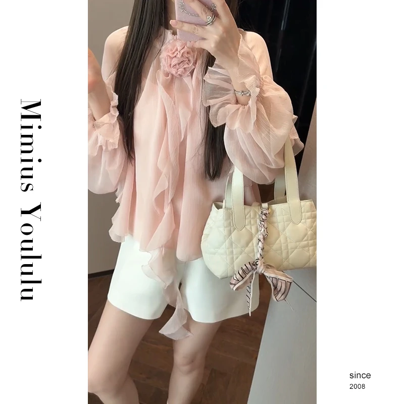 【mimius】U 甜美法式立体玫瑰花朵荷叶边衬衫(含吊带) G02323