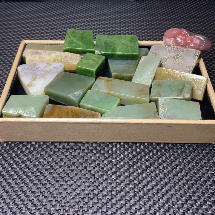 和田玉珠宝半成品未镶嵌